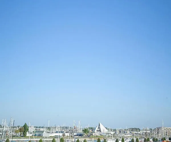 Zonnehaven شقة نيوبورت